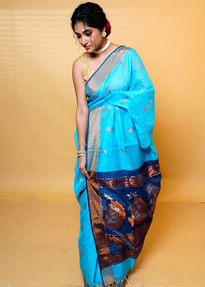 Cream Cotton Saree With Blouse Piece