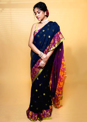 Blue Cotton Saree With Blouse Piece