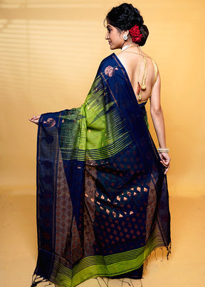 Green Cotton Saree With Blouse Piece