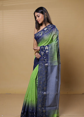Green Cotton Saree With Blouse Piece