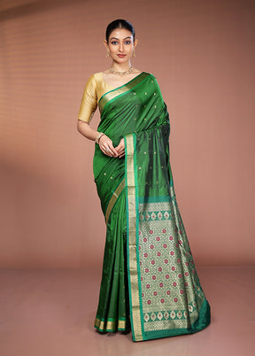 Green Kanjivaram Silk Saree With Blouse Piece
