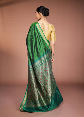Green Kanjivaram Silk Saree With Blouse Piece