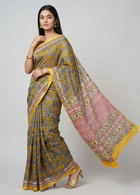 White Chanderi Silk Saree With Blouse Piece