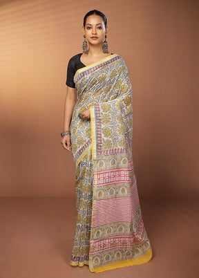 White Chanderi Silk Saree With Blouse Piece