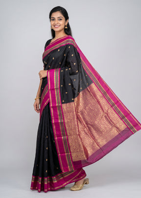 Black Handloom Kanjivaram Pure Silk Saree With Blouse Piece
