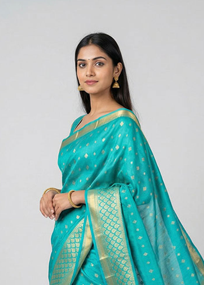 Green Handloom Kanjivaram Pure Silk Saree With Blouse Piece
