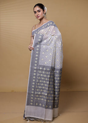 White Kora Silk Saree With Blouse Piece