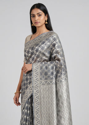 Grey Kora Silk Saree With Blouse Piece