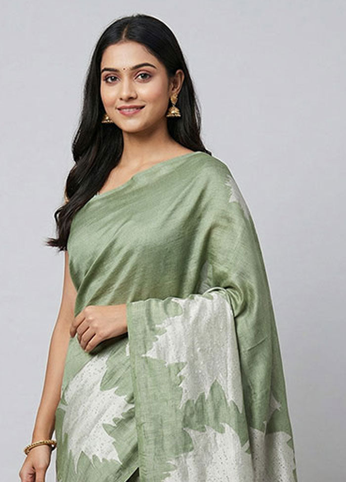 Green Matka Silk Saree With Blouse Piece