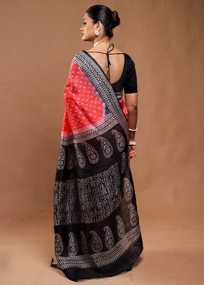 Red Printed Silk Saree Without Blouse Piece