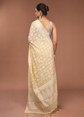 Cream Cotton Saree With Blouse Piece