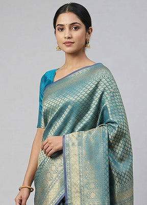 Green Kora Silk Saree With Blouse Piece