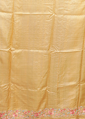 Yellow Handloom Tussar Pure Silk Saree With Blouse Piece
