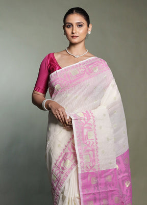 Pink Tant Jamdani Saree Without Blouse Piece