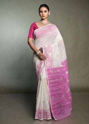 Pink Tant Jamdani Saree Without Blouse Piece