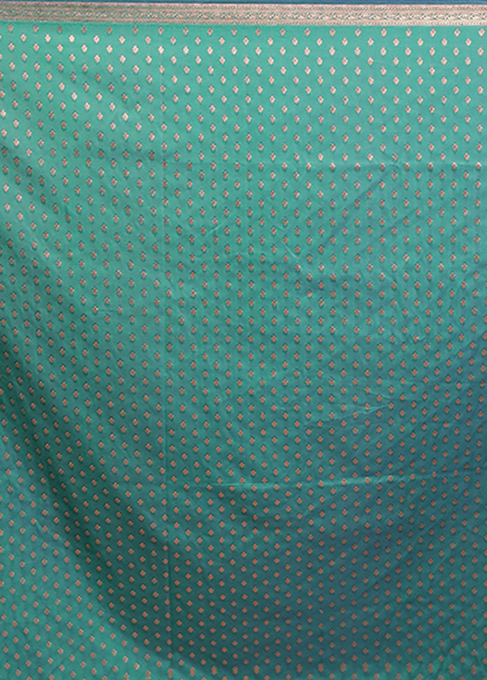 Green Banarasi Silk Saree With Blouse Piece