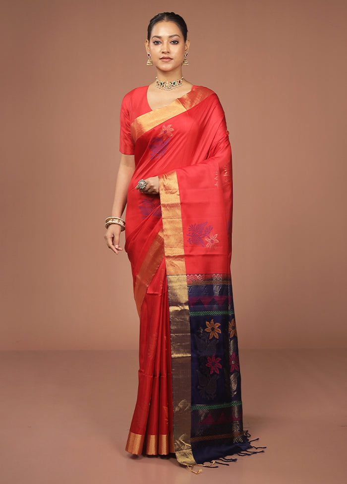 Red Handloom Kanjivaram Pure Silk Saree With Blouse Piece