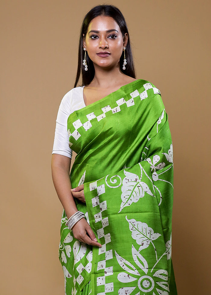 Green Printed Silk Saree Without Blouse Piece