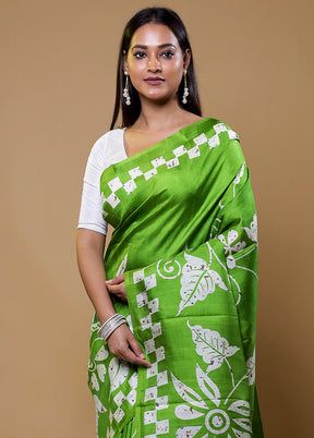 Green Printed Silk Saree Without Blouse Piece