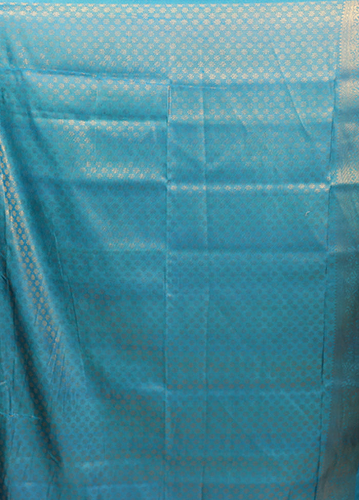 Red Dupion Silk Saree With Blouse Piece