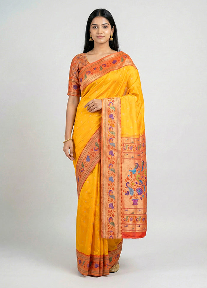 Yellow Handloom Kanjivaram Pure Silk Saree With Blouse Piece