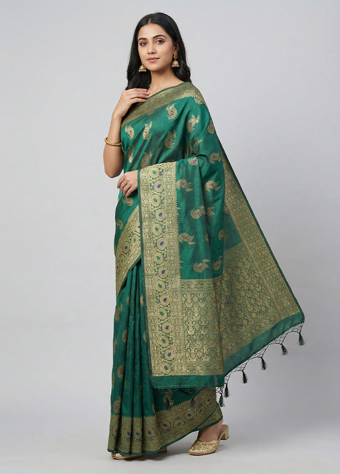 Green Dupion Silk Saree With Blouse Piece