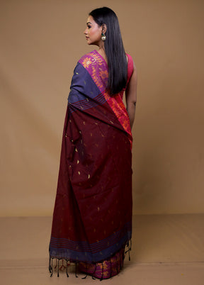 Blue Cotton Saree With Blouse Piece
