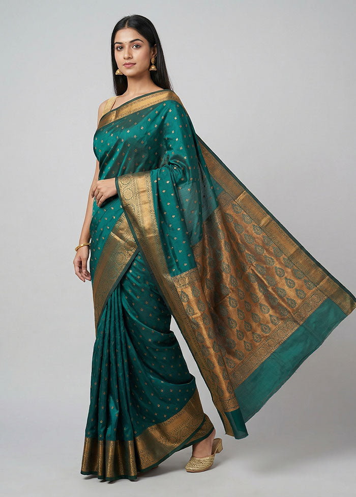Green Kanjivaram Silk Saree With Blouse Piece