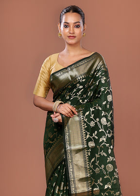 Green Dupion Silk Saree With Blouse Piece