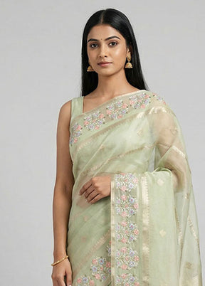 Green Organza Saree With Blouse Piece