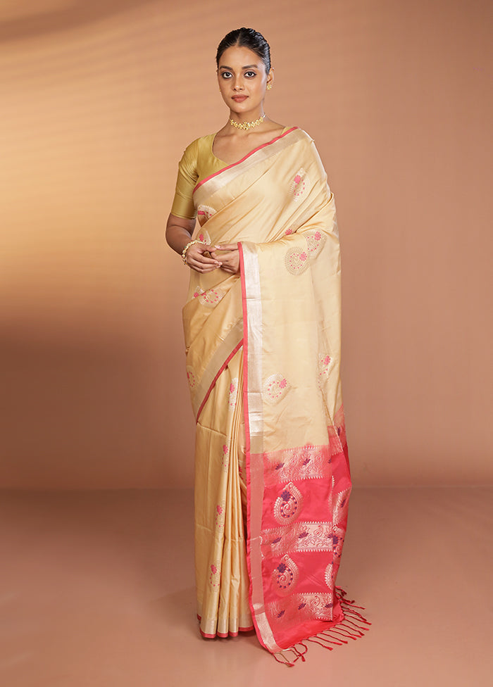 Cream Dupion Silk Saree With Blouse Piece