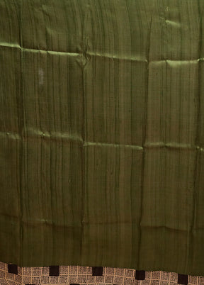 Green Printed Silk Saree Without Blouse Piece