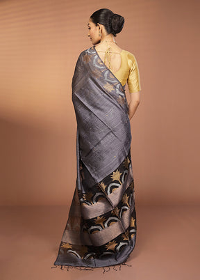 Grey Handloom Matka Pure Silk Saree With Blouse Piece
