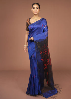 Blue Handloom Matka Pure Silk Saree With Blouse Piece