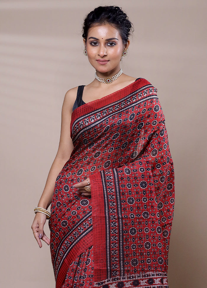 Red Printed Silk Saree Without Blouse Piece