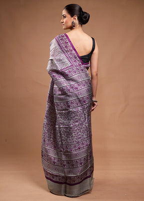 Grey Printed Silk Saree Without Blouse Piece
