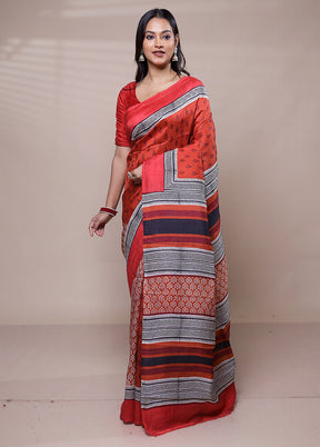 Red Printed Silk Saree Without Blouse Piece