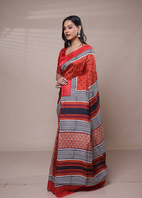 Red Printed Silk Saree Without Blouse Piece