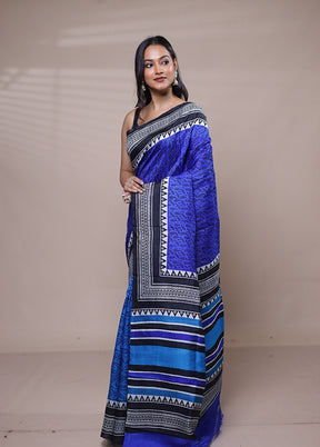Blue Printed Silk Saree Without Blouse Piece