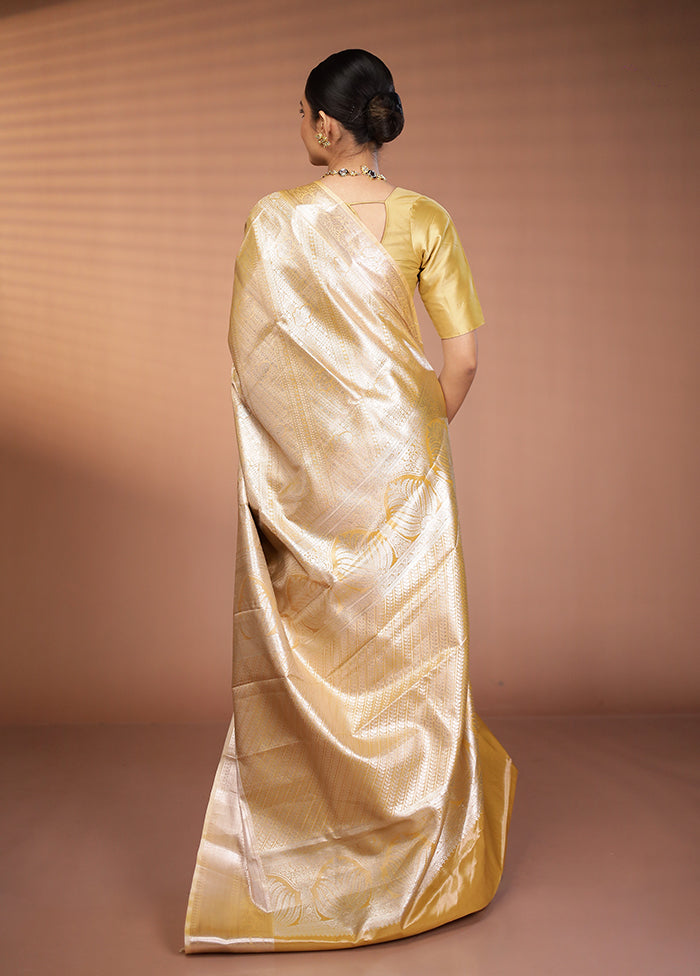 Gold Kanjivaram Silk Saree With Blouse Piece