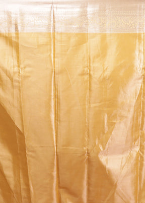 Gold Kanjivaram Silk Saree With Blouse Piece
