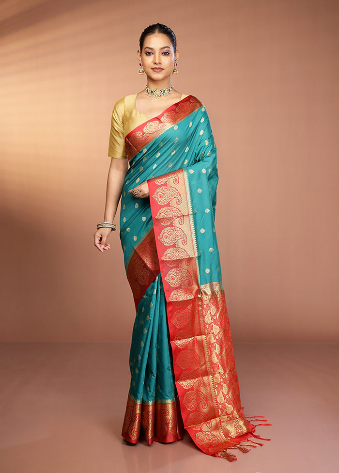 Green Kanjivaram Silk Saree With Blouse Piece