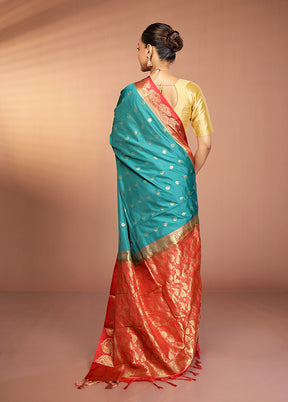 Green Kanjivaram Silk Saree With Blouse Piece