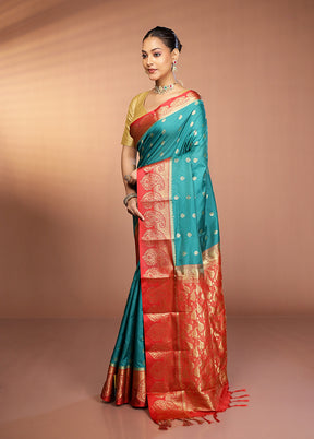 Green Kanjivaram Silk Saree With Blouse Piece