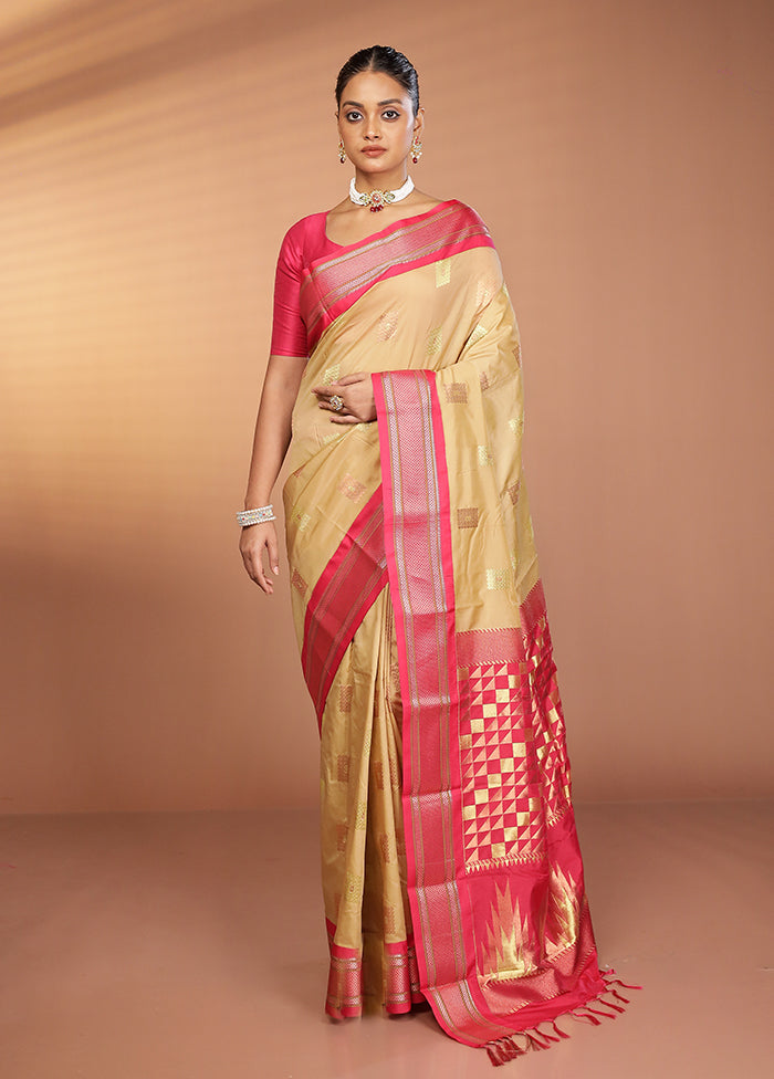 Cream Kanjivaram Silk Saree With Blouse Piece