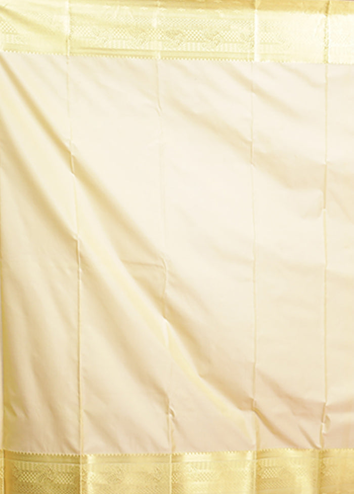 Cream Kanjivaram Silk Saree With Blouse Piece