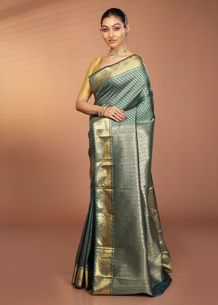 Green Kanjivaram Silk Saree With Blouse Piece