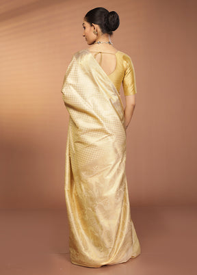 Cream Kanjivaram Silk Saree With Blouse Piece