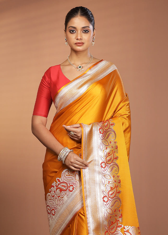Yellow Handloom Banarasi Pure Silk Saree With Blouse Piece