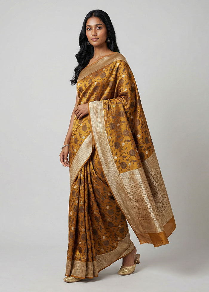 Yellow Handloom Tanchoi Pure Silk Saree With Blouse Piece